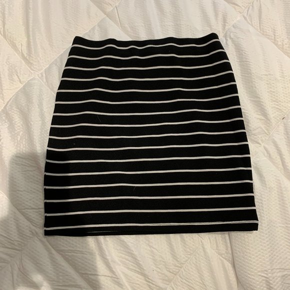 stripped pencil skirt - Picture 1 of 1
